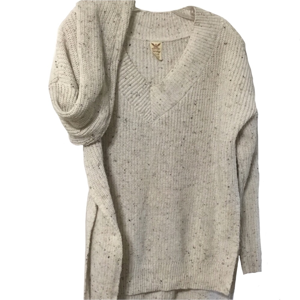 V-Neck Speckled Sweater